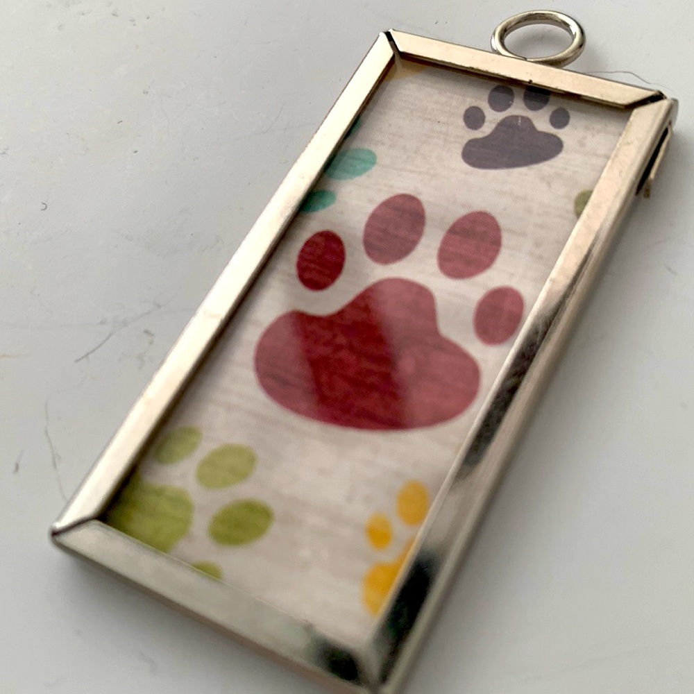 🐾 Paw Print Pendant🐾